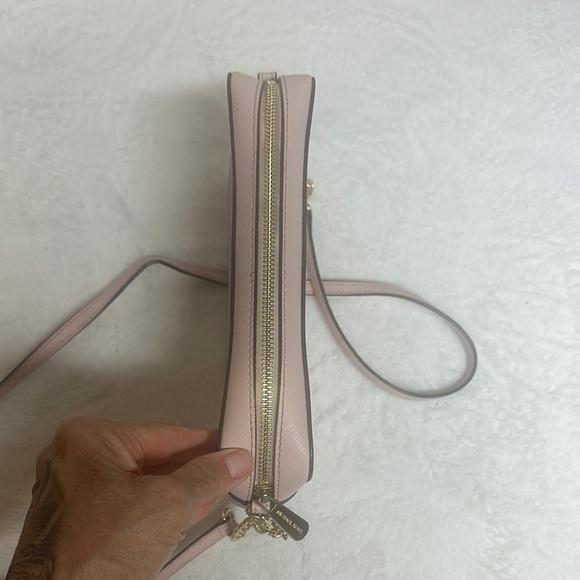 Michael Kors Pink Crossbody Bag with Structured Design - Picture 8 of 16